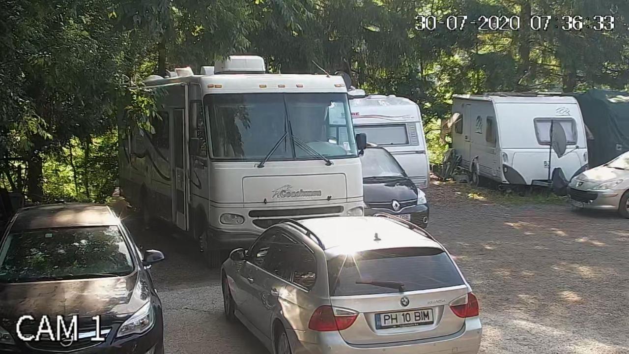 Camping Aviator Busteni, Camere Екстериор снимка