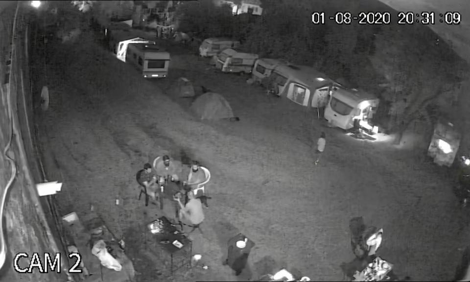 Camping Aviator Busteni, Camere Екстериор снимка