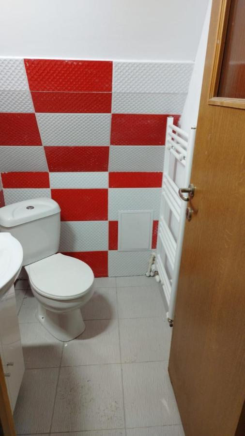 Camping Aviator Busteni, Camere Екстериор снимка