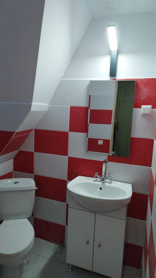 Camping Aviator Busteni, Camere Екстериор снимка