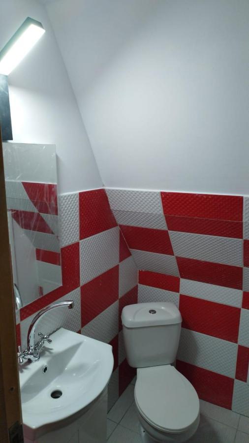Camping Aviator Busteni, Camere Екстериор снимка